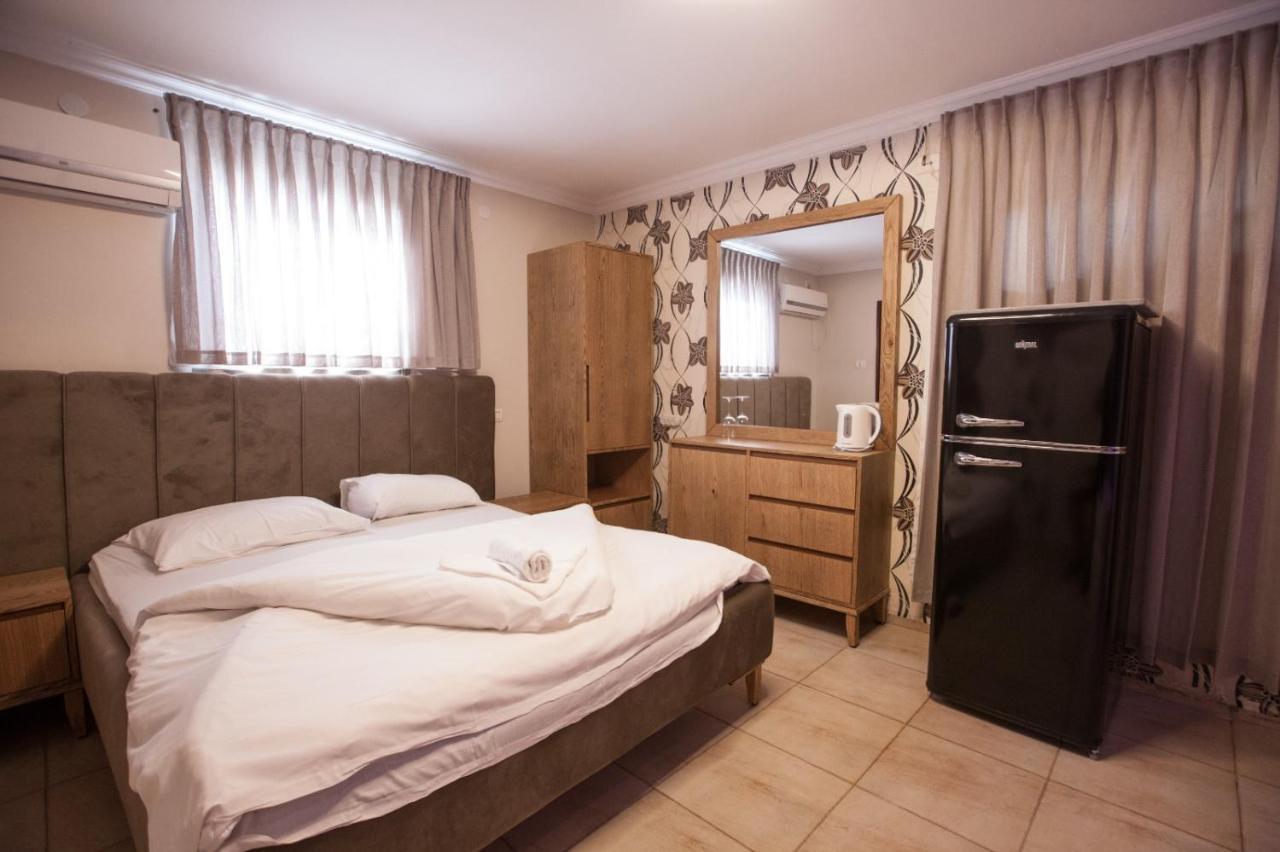 Puy Ahuzat Haosher Hotel Tiberias Bagian luar foto